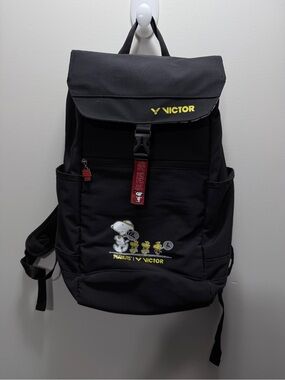 Limited Edition Peanuts Snoopy x Victor Badminton Backpack 20x15